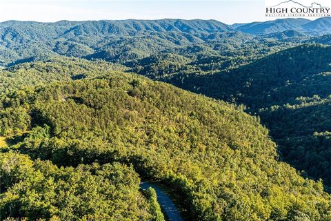 Photo of (3.03 Acres) 1313 Reynolds Parkway, Boone, NC 28607 (MLS # 258089)