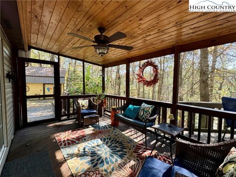 Photo of 496 Laurelwood Lane, Boone, NC 28607 (MLS # 252320)