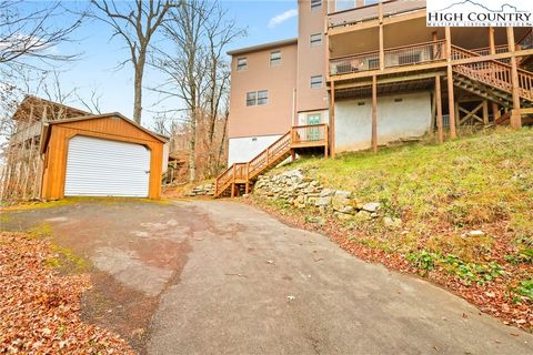 A home in Beech Mountain