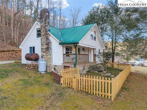 Photo of 295 Jakes Mountain Road, Deep Gap, NC 28618 (MLS # 259498)