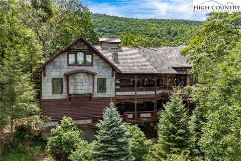Photo of 159 Adirondack Drive, Boone, NC 28607 (MLS # 258650)