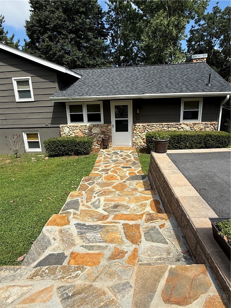 95 Pine Tree Drive