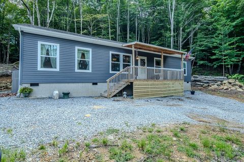 Photo of 211 & 213 Wild Daisy Lane, Beech Mountain, NC 28604 (MLS # 260100)