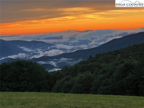 Photo of RS1 Skywest Parkway, Elk Park, NC 28604 (MLS # 260562)