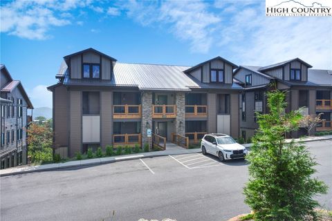 Photo of 133 Canyon Gap #B1, Blowing Rock, NC 28605 (MLS # 257656)