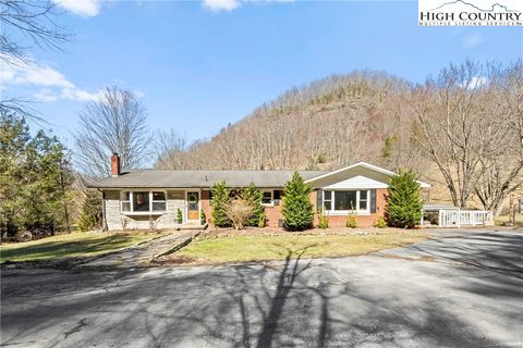 Photo of 2430 Bairds Creek Road, Vilas, NC 28692 (MLS # 254840)