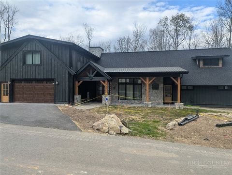 Photo of Lot 9 Running Bear Circle, Banner Elk, NC 28604 (MLS # 252338)