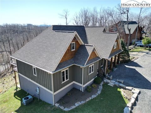 Photo of 578 Pinnacle Drive, West Jefferson, NC 28694 (MLS # 255062)