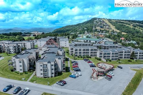 Photo of 301 Pinnacle Inn Road #4115, Beech Mountain, NC 28604 (MLS # 257066)