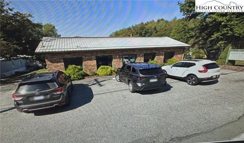Photo of 417 Cranberry Street, Newland, NC 28657 (MLS # 255910)