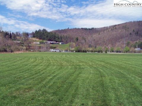 Photo of TBD U. S. Highway 321, Blowing Rock, NC 28605 (MLS # 249400)