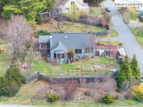 Photo for 701 N Jefferson Avenue