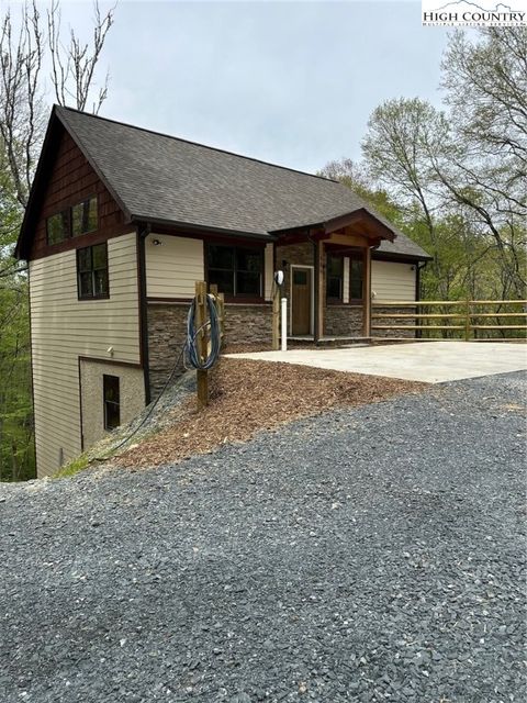 Photo of 359 Vixen Lane, Blowing Rock, NC 28605 (MLS # 255466)
