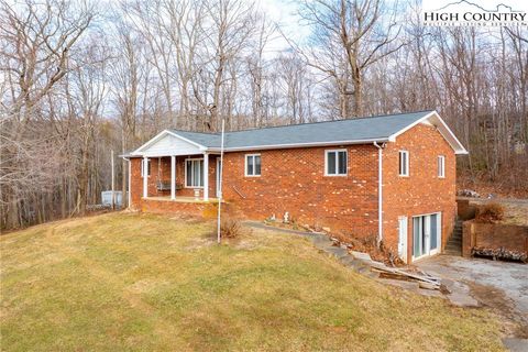 Photo of 159 Airport Road, Jefferson, NC 28640 (MLS # 257531)