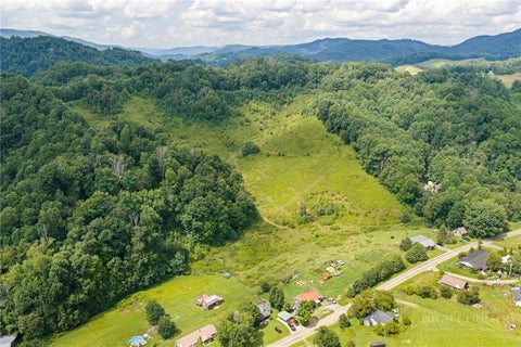 Photo of V/L Slabtown Road, Zionville, NC 28607 (MLS # 263287)