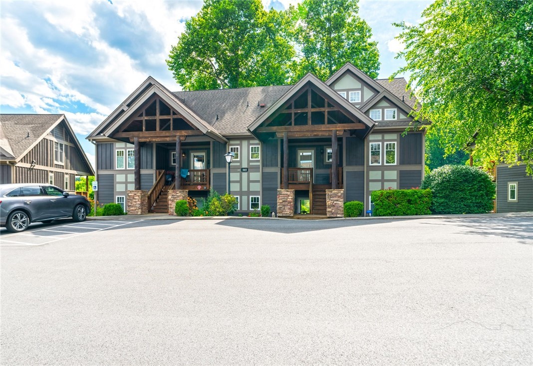 565 Peaceful Haven Drive M-4