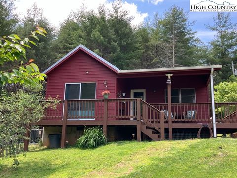 Photo of 508 Curly Q Drive, Crumpler, NC 28617 (MLS # 256161) Photo of 508 Curly Q Drive, Crumpler, NC 28617 (MLS # 256161)