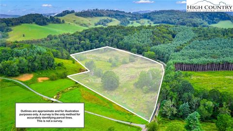 Photo of 554 New Hope Church Road, Laurel Springs, NC 28644 (MLS # 257673)