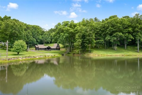 Photo of 182 Braswell Road, Newland, NC 28657 (MLS # 262448)