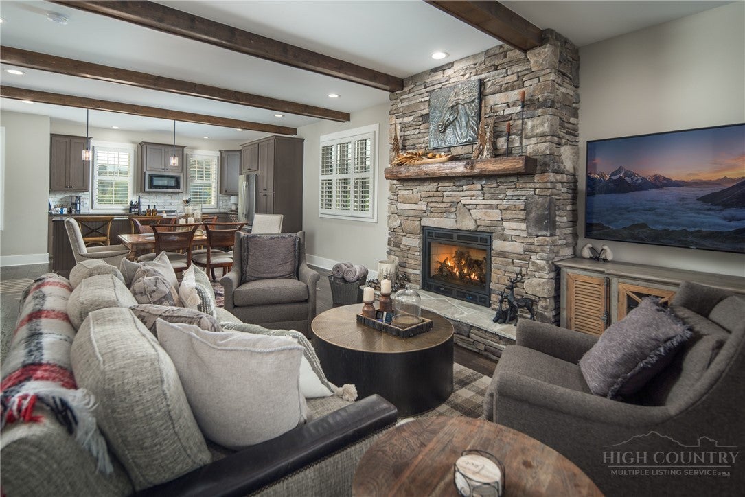 109 Dugger Ridge Trail