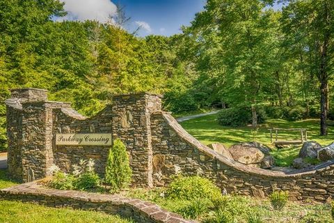 Photo of Lot 12 Cielo Road, Blowing Rock, NC 28605 (MLS # 187656)