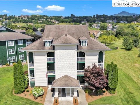Photo of 181 Birkdale Court #D5, Jefferson, NC 28640 (MLS # 256867)