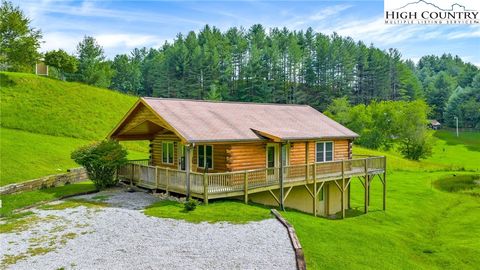 Photo of 637 River Country Road, Piney Creek, NC 28663 (MLS # 257549)