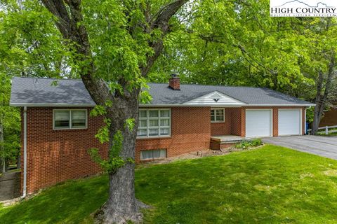 Photo of 515 Forest Hill Drive, Boone, NC 28607 (MLS # 255523)