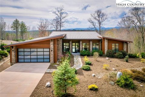 Photo of 1416 High Valley Way, Lenoir, NC 28645 (MLS # 260325)