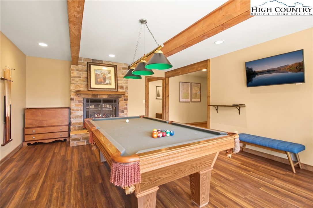 Sugar Mountain, North Carolina 28604, United States, 3 Bedrooms Bedrooms, ,4 BathroomsBathrooms,Residential,Active,118746