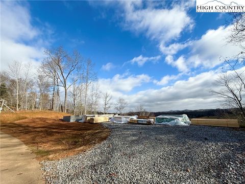 Photo of 310 Autumn Run Road, West Jefferson, NC 28694 (MLS # 258933)