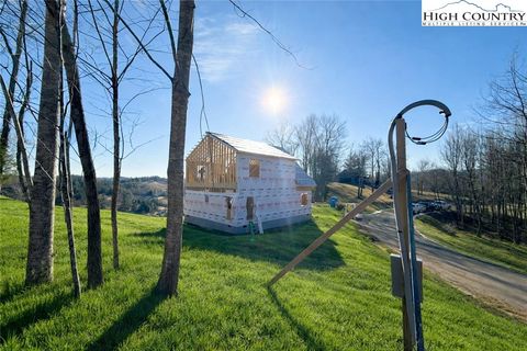 Photo of 310 Autumn Run Road, West Jefferson, NC 28694 (MLS # 258933)