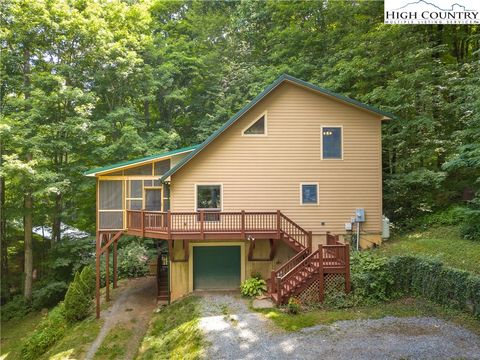 Photo of 481 Silverleaf Road, Zionville, NC 28698 (MLS # 250816)