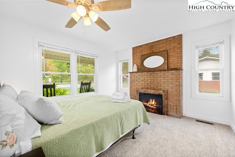Photo of 1044 US Hwy 321, Sugar Grove, NC 28679 (MLS # 258187)