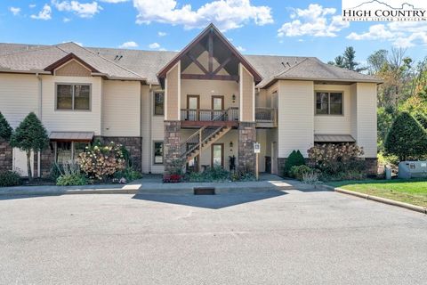 Photo of 325 Penny Lane #D1, Banner Elk, NC 28604 (MLS # 258394)