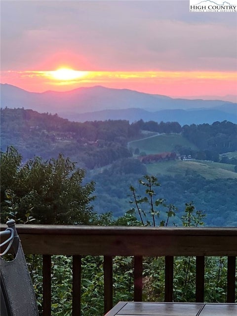 Photo for 301 Pinnacle Ridge Road