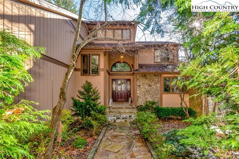 Photo of 938 River Ridge Road, Boone, NC 28607 (MLS # 240602)