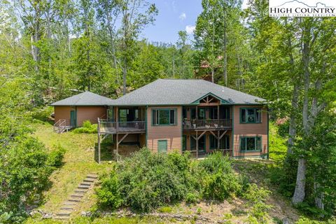Photo of 335 Tucker Trail, Vilas, NC 28692 (MLS # 257627)