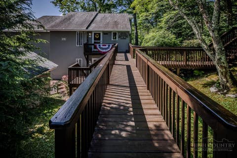 Photo of 378 Skyleaf Drive #A1, Sugar Mountain, NC 28604 (MLS # 263088)
