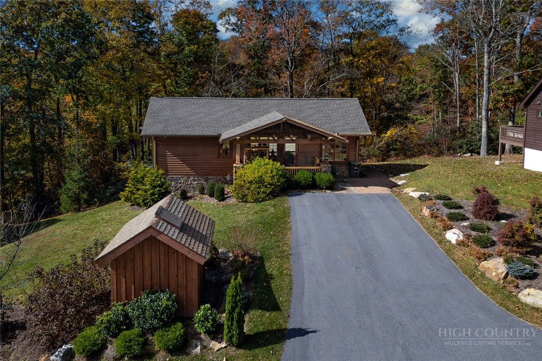 156 High Hemlock Trail