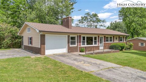 Photo of 149 Melody Lane, West Jefferson, NC 28694 (MLS # 258181)