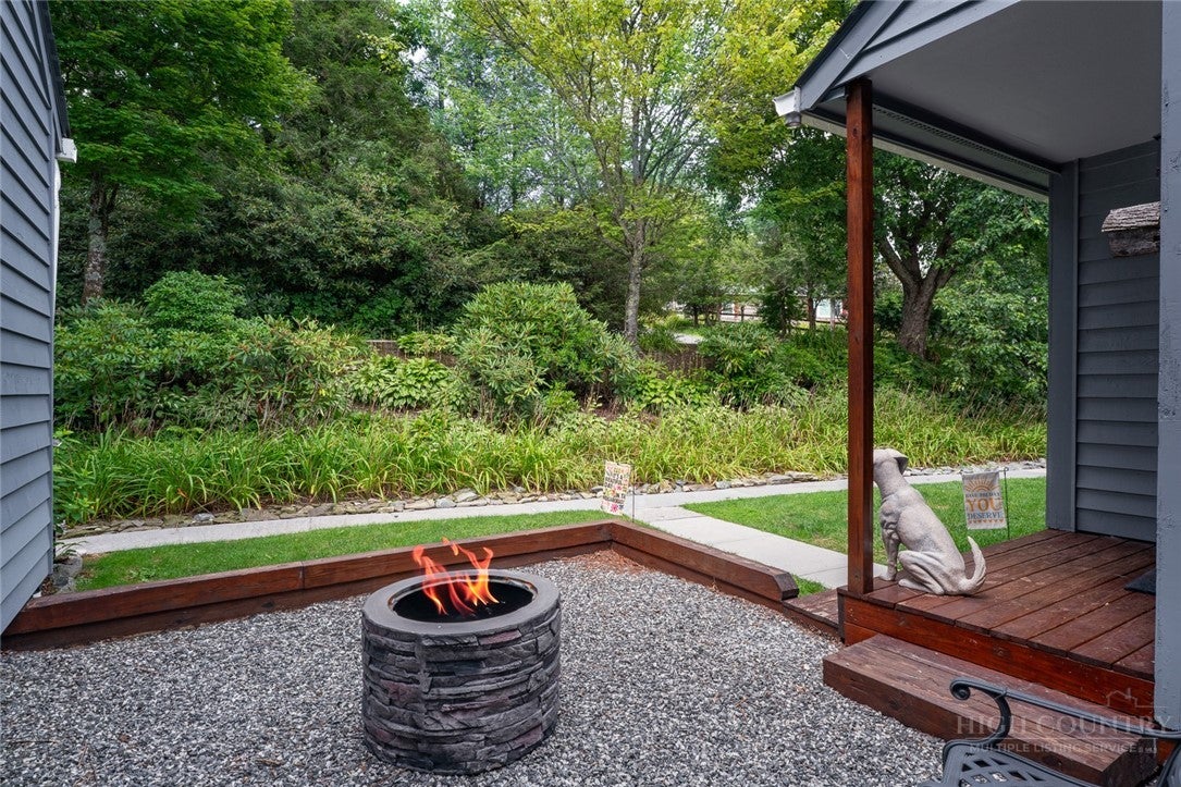151 Knob Road 9
