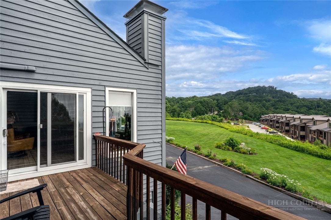 151 Knob Road 9