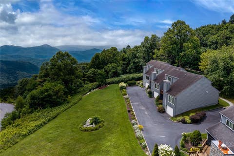 Photo of 151 Knob Road #9, Blowing Rock, NC 28605 (MLS # 263370)