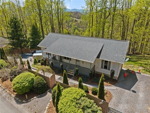 Photo of 190 Kings Road, Boone, NC 28607 (MLS # 260664)