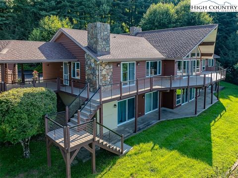 Photo of 148 Chestnut Ridge Lane, Roaring Gap, NC 28668 (MLS # 257460)