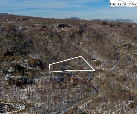 Photo of 1040 Club Cliffs Drive, Linville, NC 28646 (MLS # 236200)