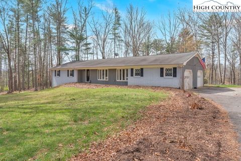 Photo of 316 Fox Ridge Road, Wilkesboro, NC 28697 (MLS # 260614)