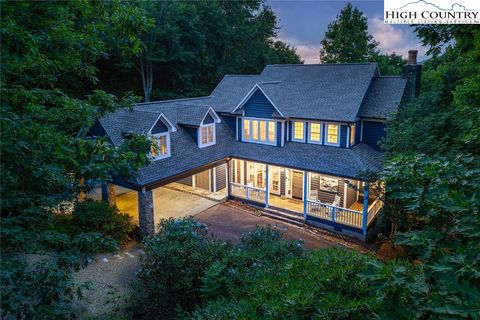 Photo of 220 Hialeah Lane, Boone, NC 28607 (MLS # 256961)