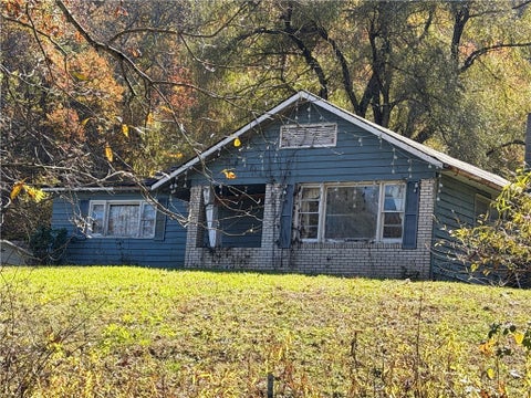 Photo of 443 Clint Gilley Road, Warrensville, NC 28693 (MLS # 264792)